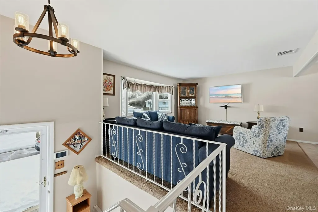 26 Charles Circle Islip NY 11751
