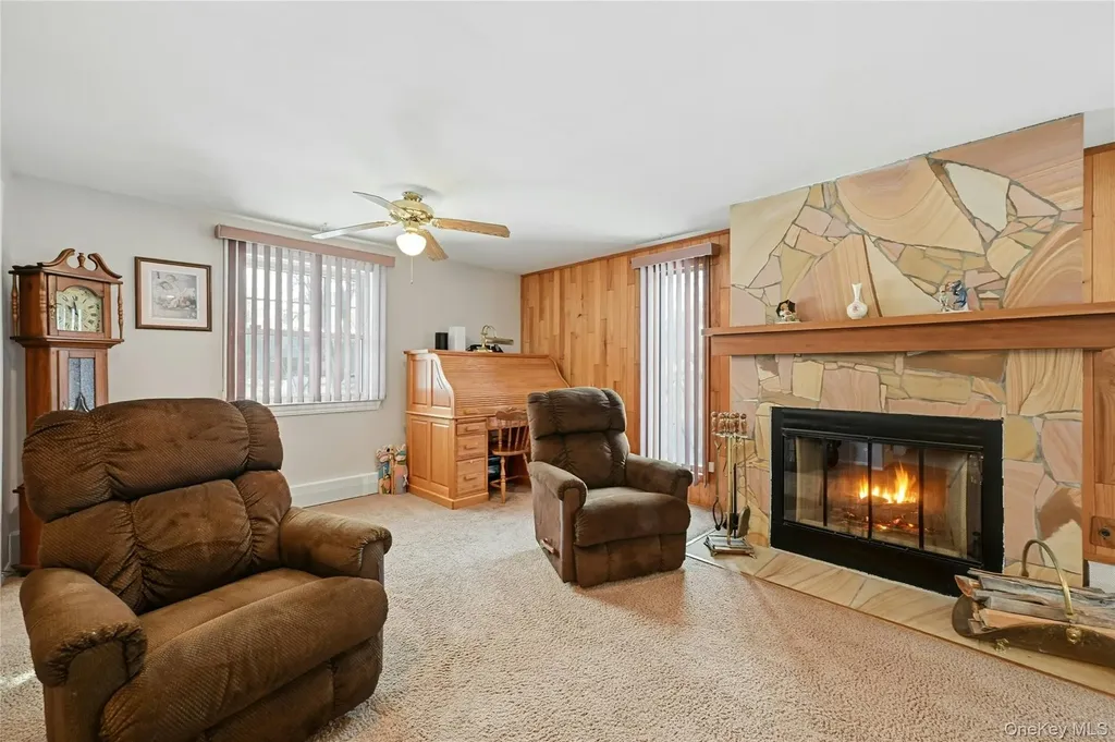 26 Charles Circle Islip NY 11751