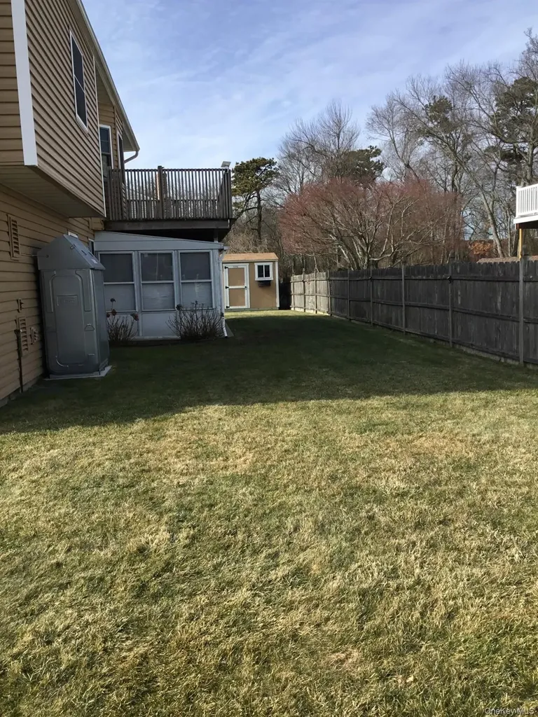 26 Charles Circle Islip NY 11751