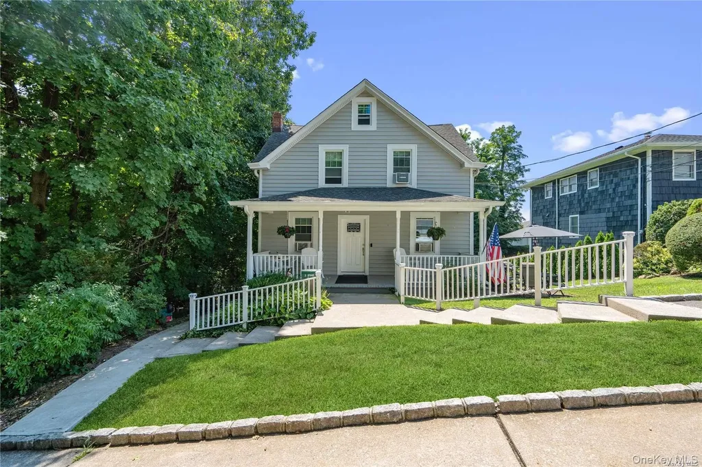 3 Pine Street Glen Head NY 11545
