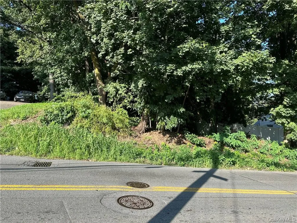 10-13-75 Dickinson Avenue Yonkers NY 10703