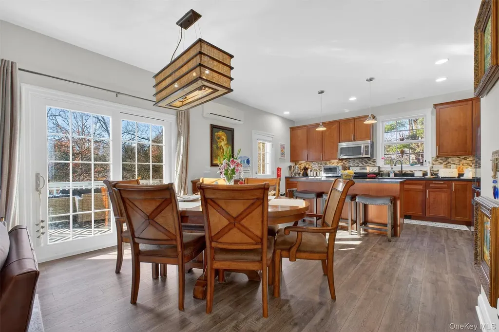54 Shore Drive Elizaville NY 12523