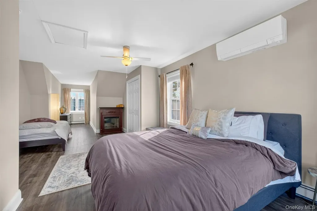 54 Shore Drive Elizaville NY 12523
