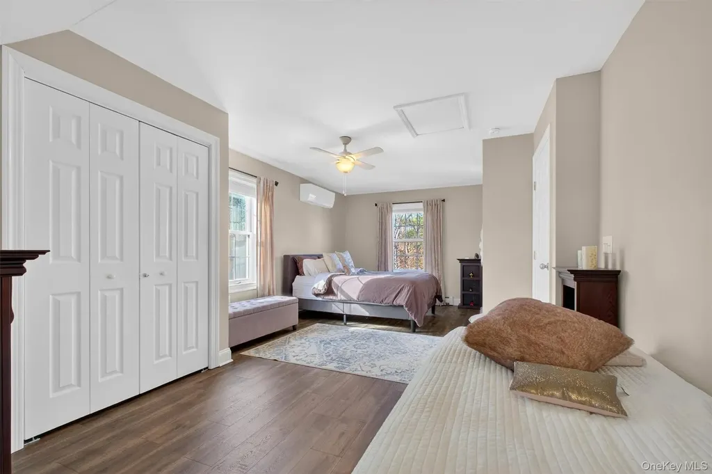 54 Shore Drive Elizaville NY 12523