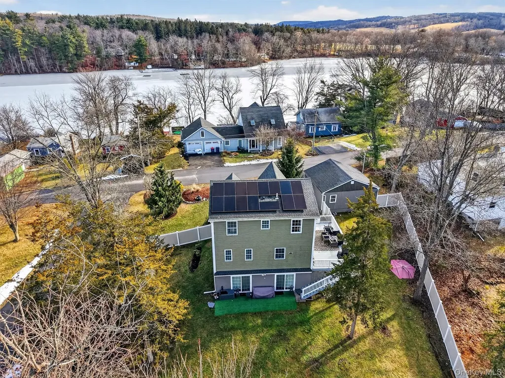 54 Shore Drive Elizaville NY 12523
