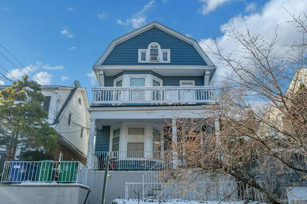 5625 Post Road Bronx NY 10471