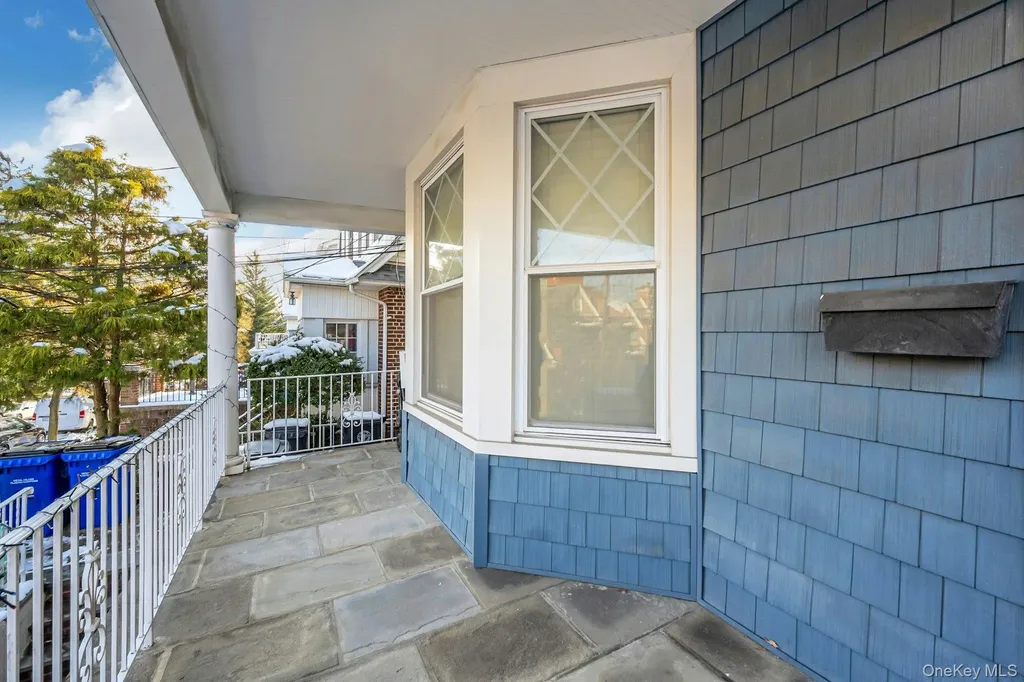 5625 Post Road Bronx NY 10471