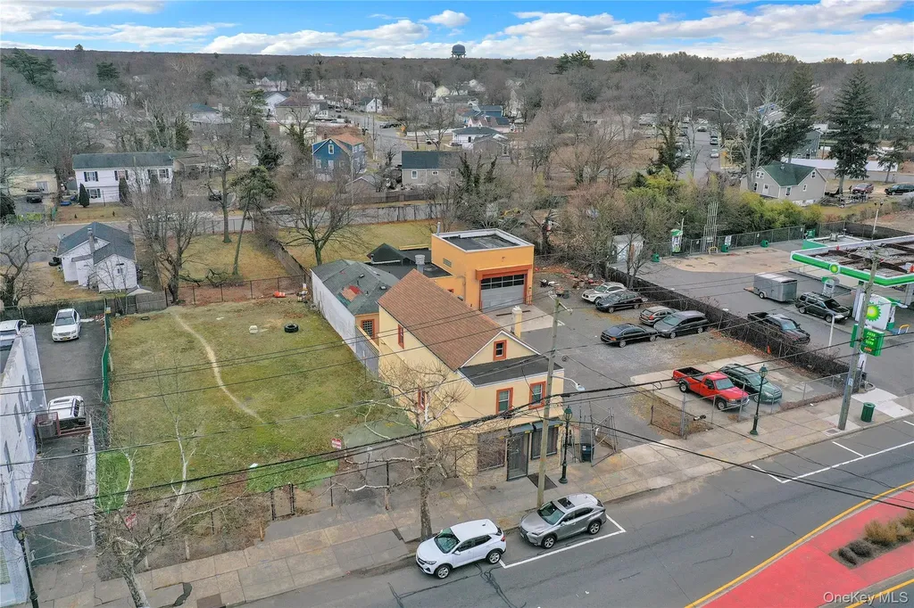 1513 Straight Path Wyandanch NY 11798