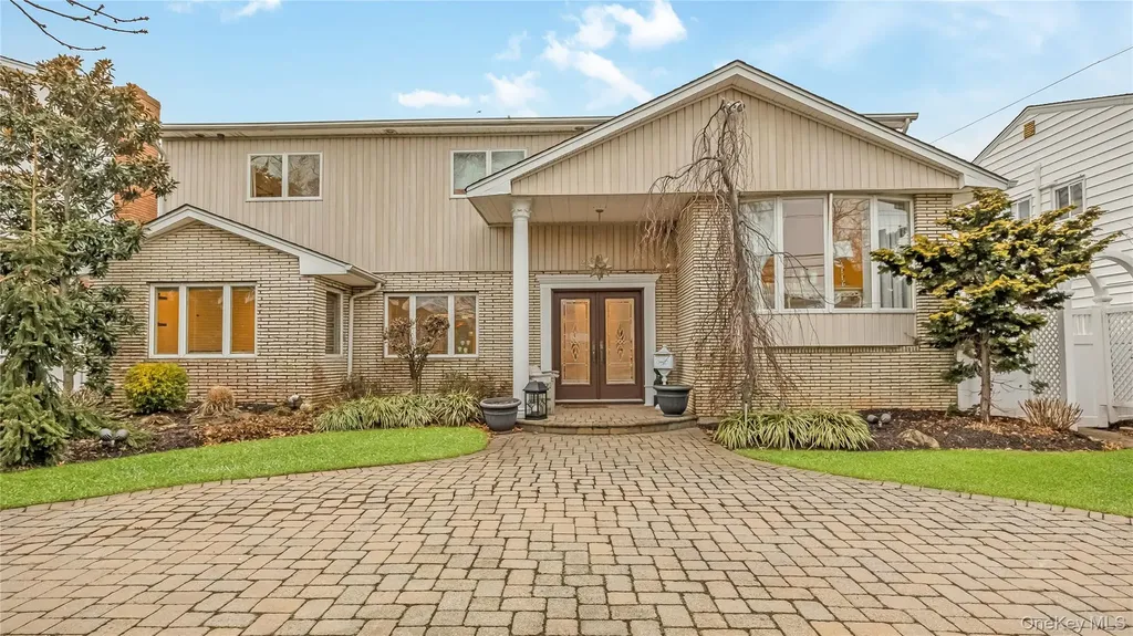 2876 Shore Road Bellmore NY 11710