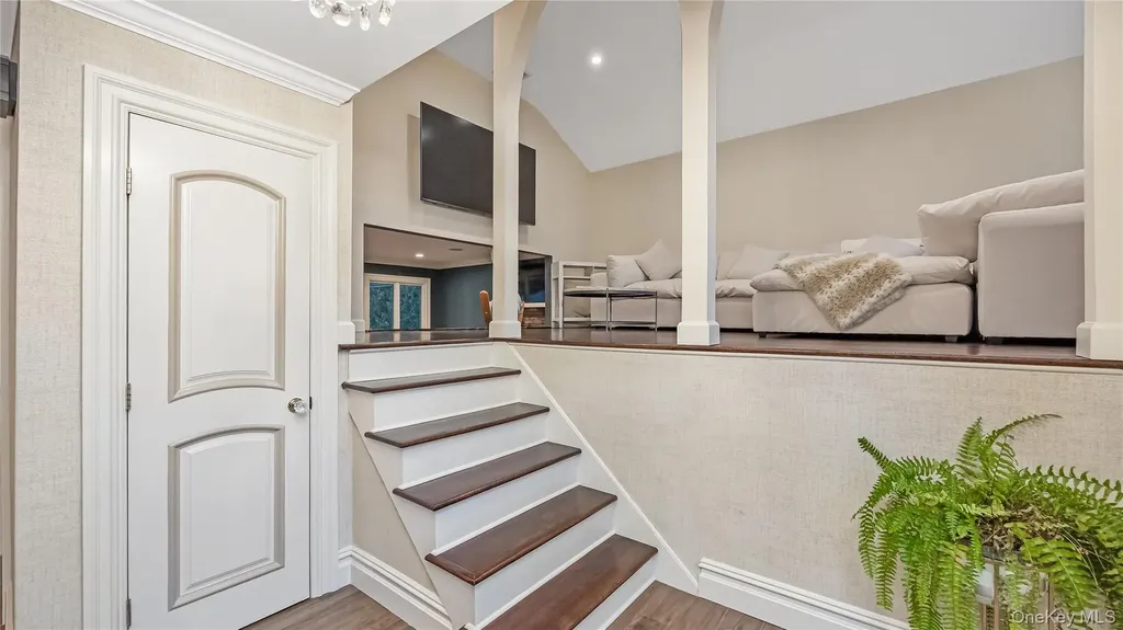 2876 Shore Road Bellmore NY 11710