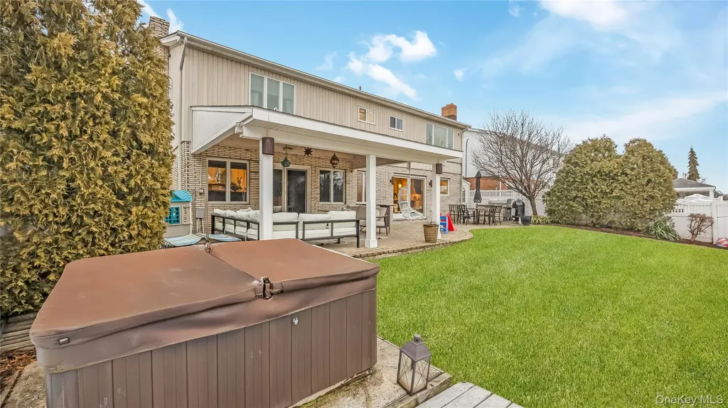 2876 Shore Road Bellmore NY 11710
