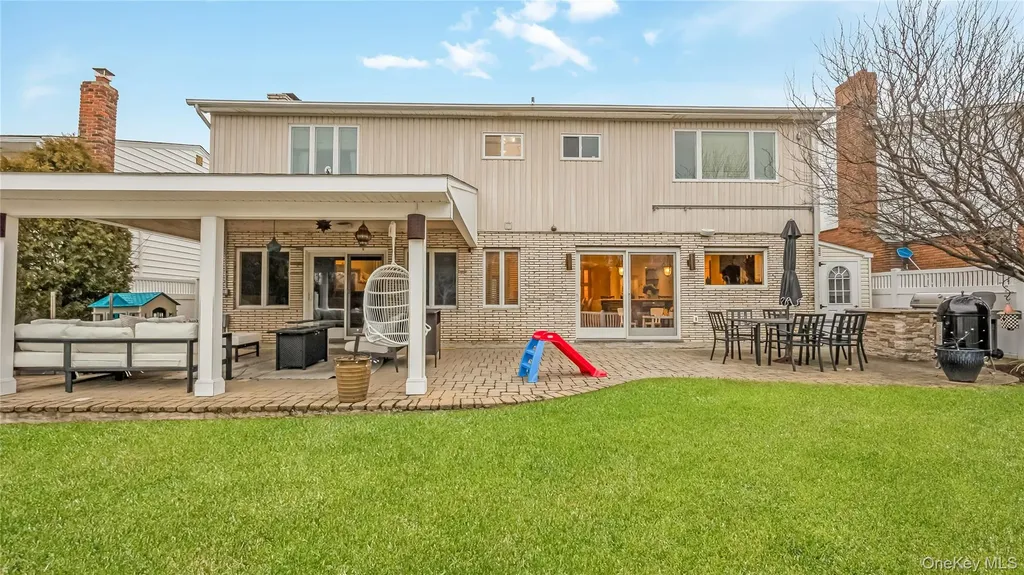2876 Shore Road Bellmore NY 11710