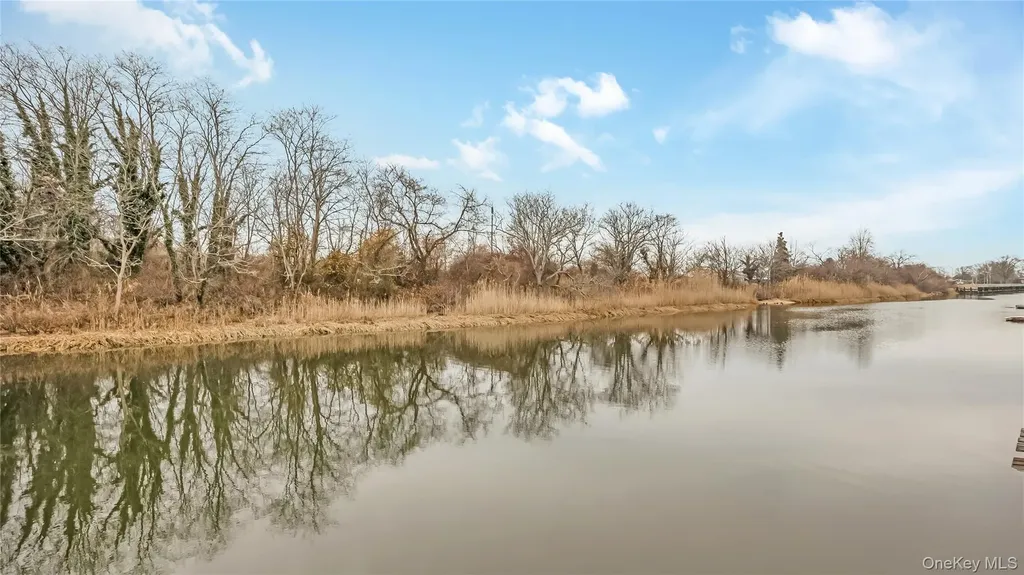 2876 Shore Road Bellmore NY 11710