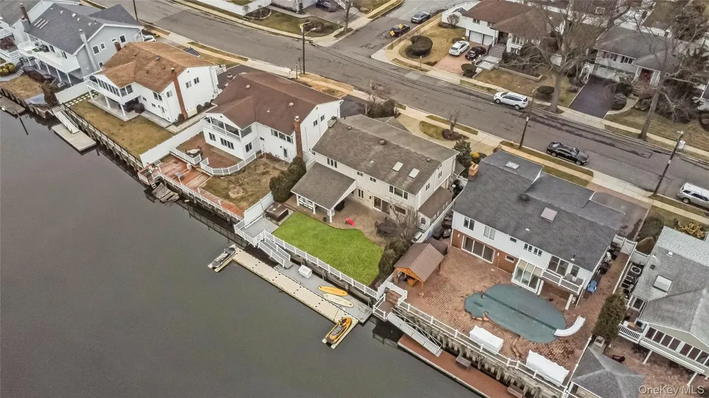 2876 Shore Road Bellmore NY 11710