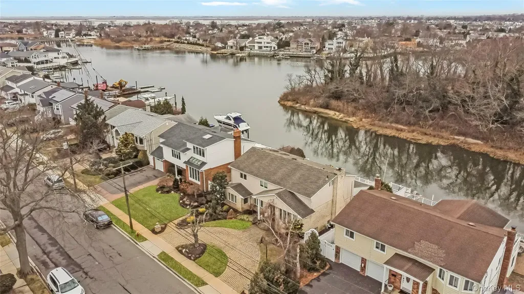 2876 Shore Road Bellmore NY 11710