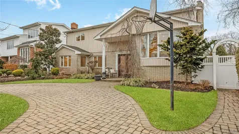 2876 Shore Road Bellmore NY 11710
