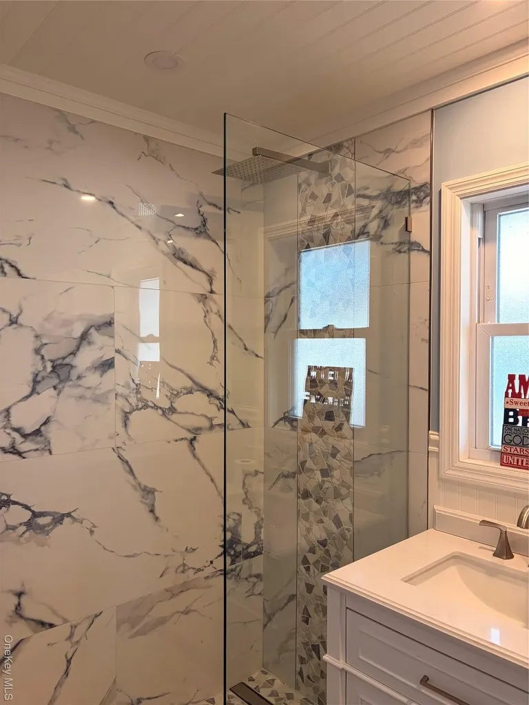104 Hawthorne Avenue West Babylon NY 11704