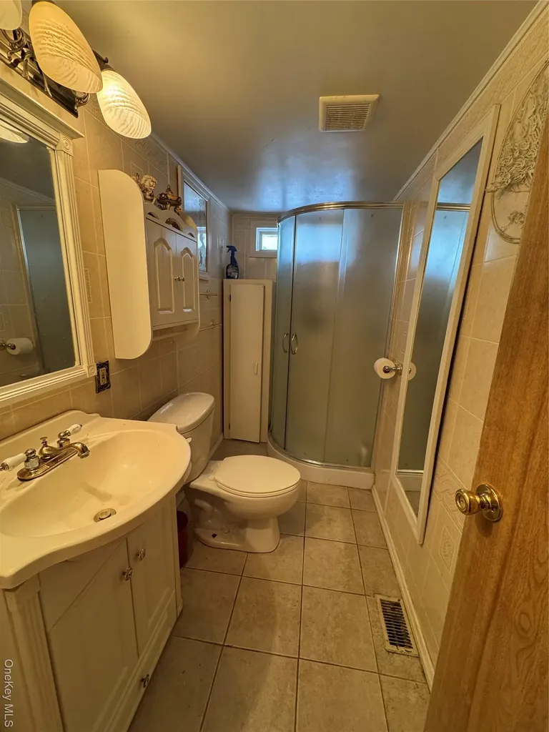 12 Easy Street Catskill NY 12414