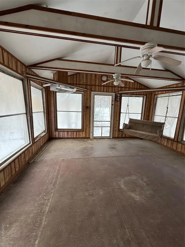 12 Easy Street Catskill NY 12414
