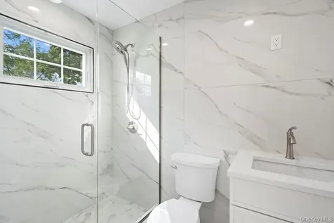 8 Violet Avenue Hicksville NY 11801