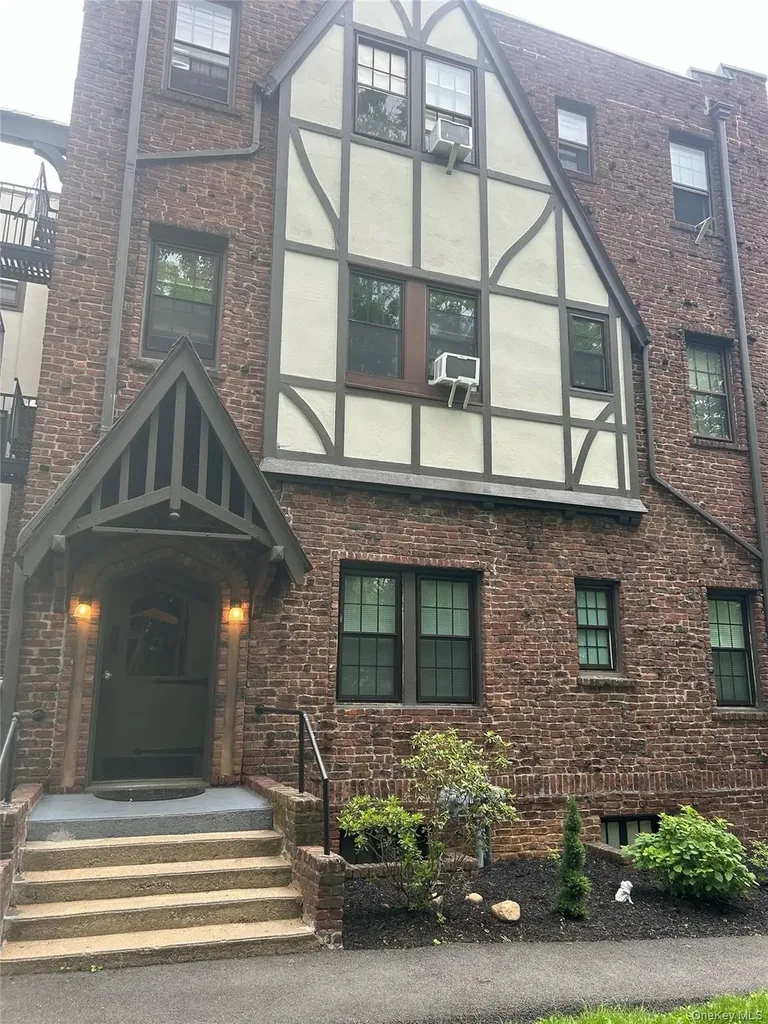 1 Haven Court Nyack NY 10960
