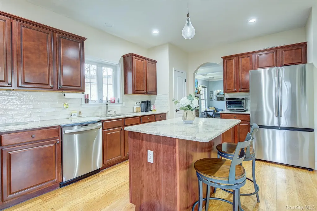 20 Tanyas Court Monroe NY 10950
