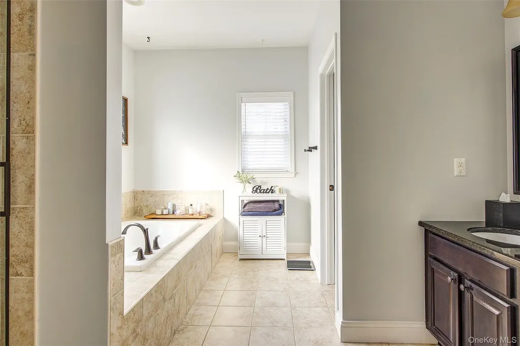 20 Tanyas Court Monroe NY 10950