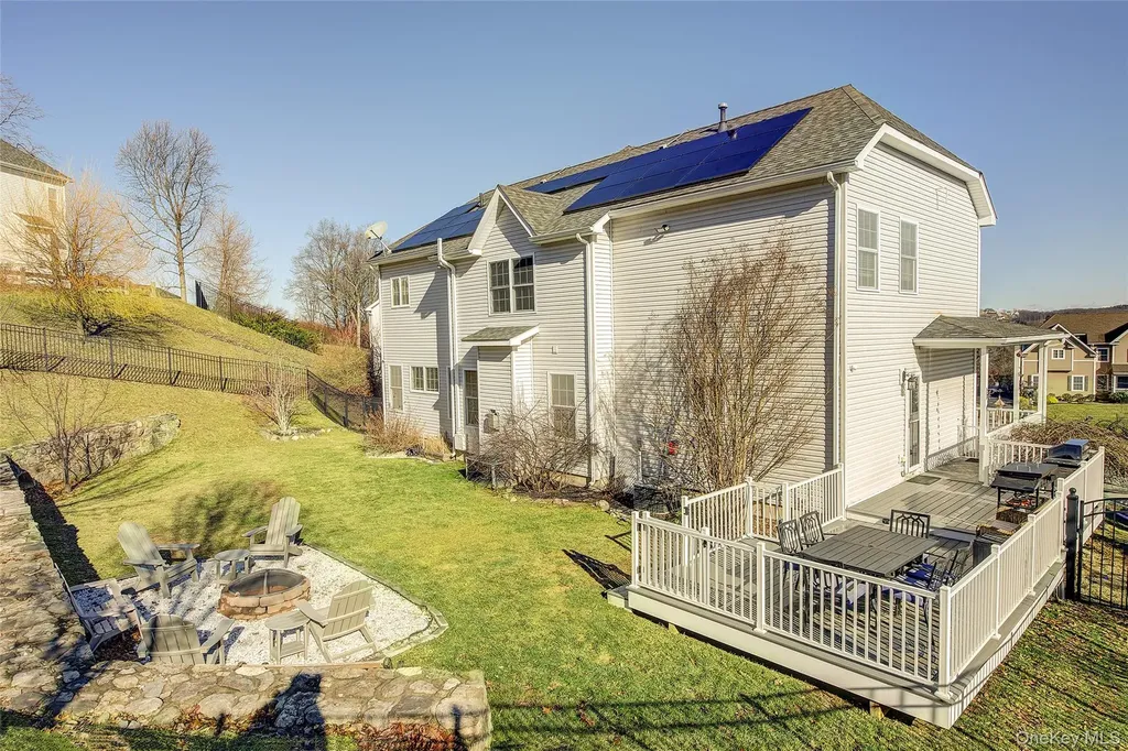 20 Tanyas Court Monroe NY 10950