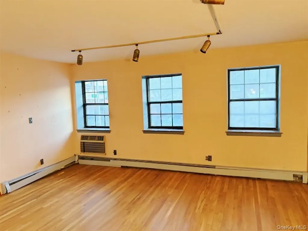 7817 153rd Avenue Howard Beach NY 11414