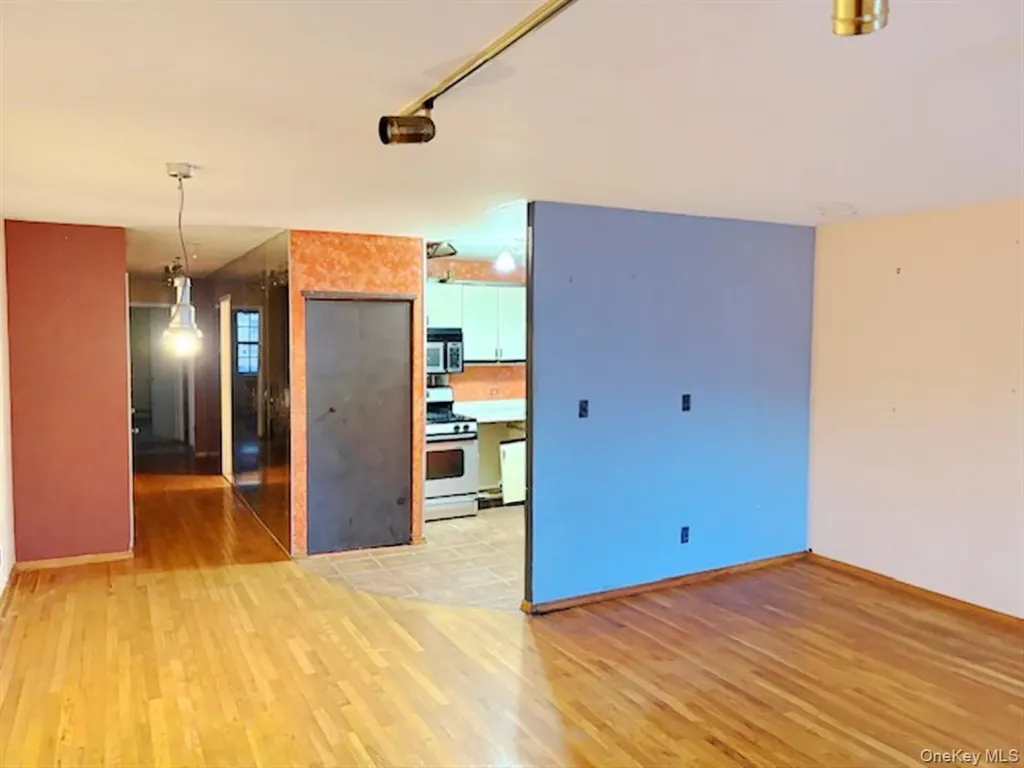 7817 153rd Avenue Howard Beach NY 11414