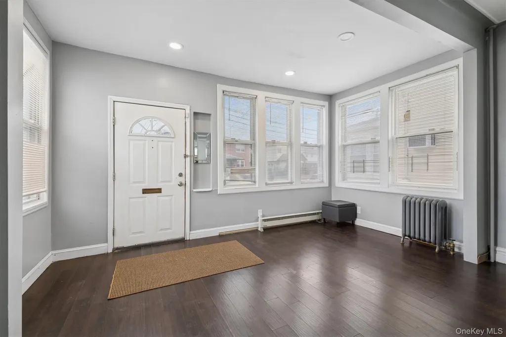46 Benedict Avenue Valley Stream NY 11580