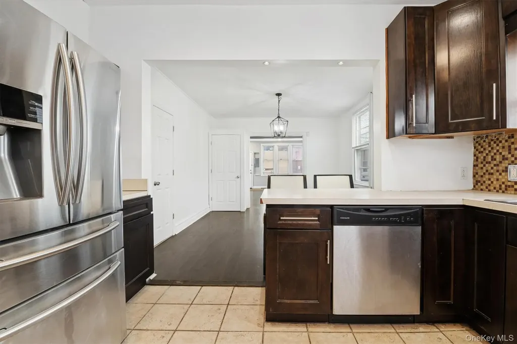 46 Benedict Avenue Valley Stream NY 11580