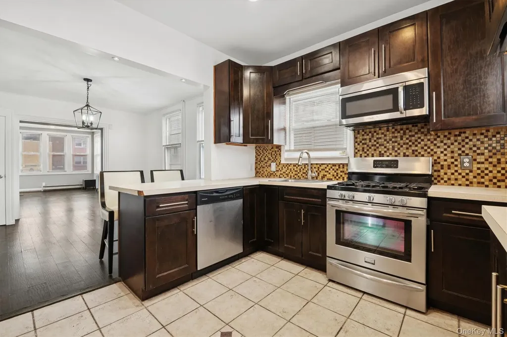 46 Benedict Avenue Valley Stream NY 11580