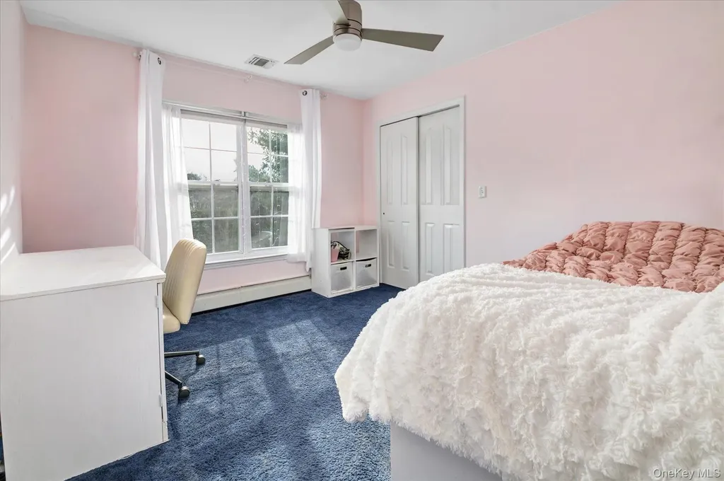 14 Donna Place East Islip NY 11730