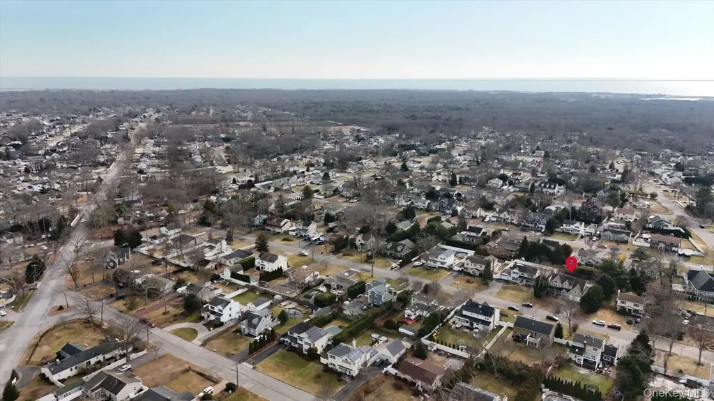 14 Donna Place East Islip NY 11730