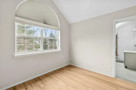 97 Spring Close Highway East Hampton NY 11937