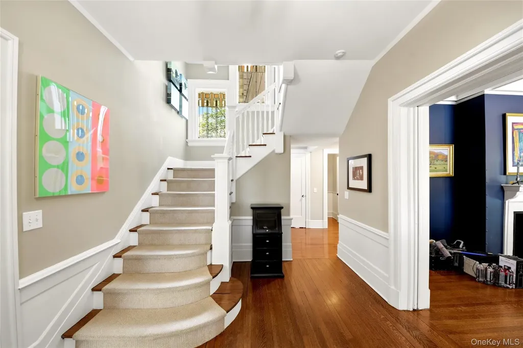127 Overlook Circle New Rochelle NY 10804