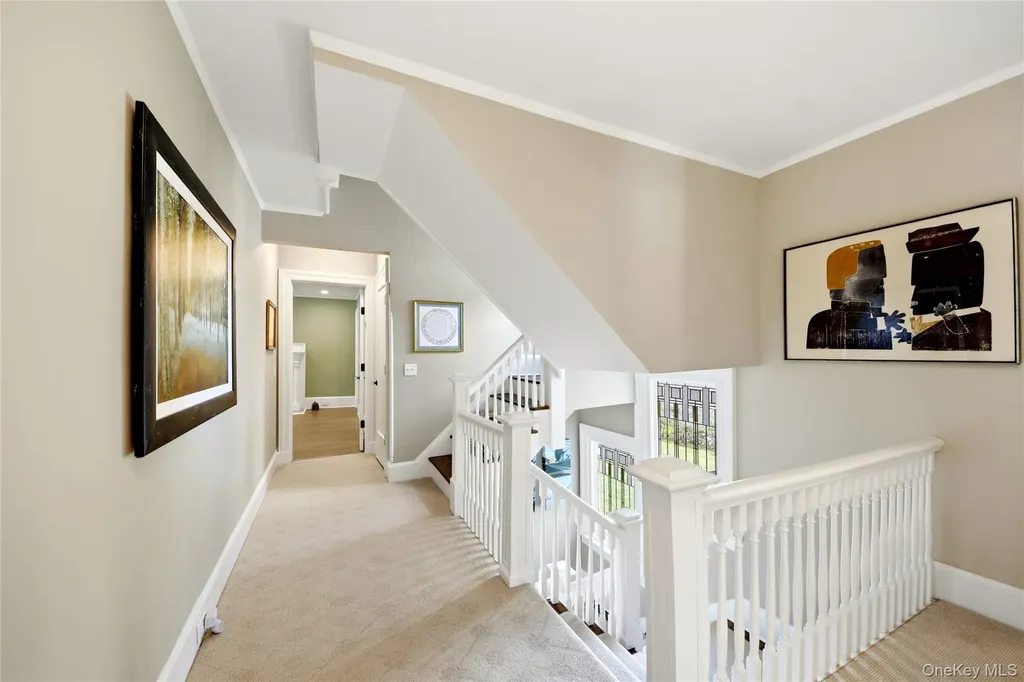 127 Overlook Circle New Rochelle NY 10804