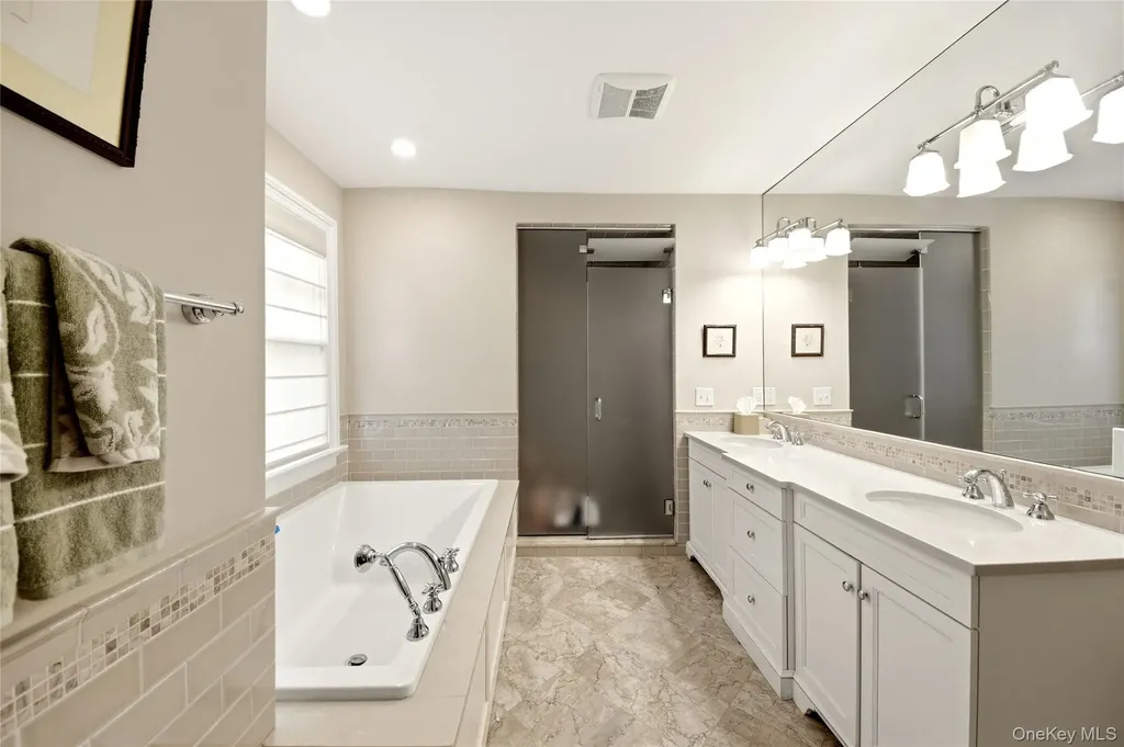 127 Overlook Circle New Rochelle NY 10804