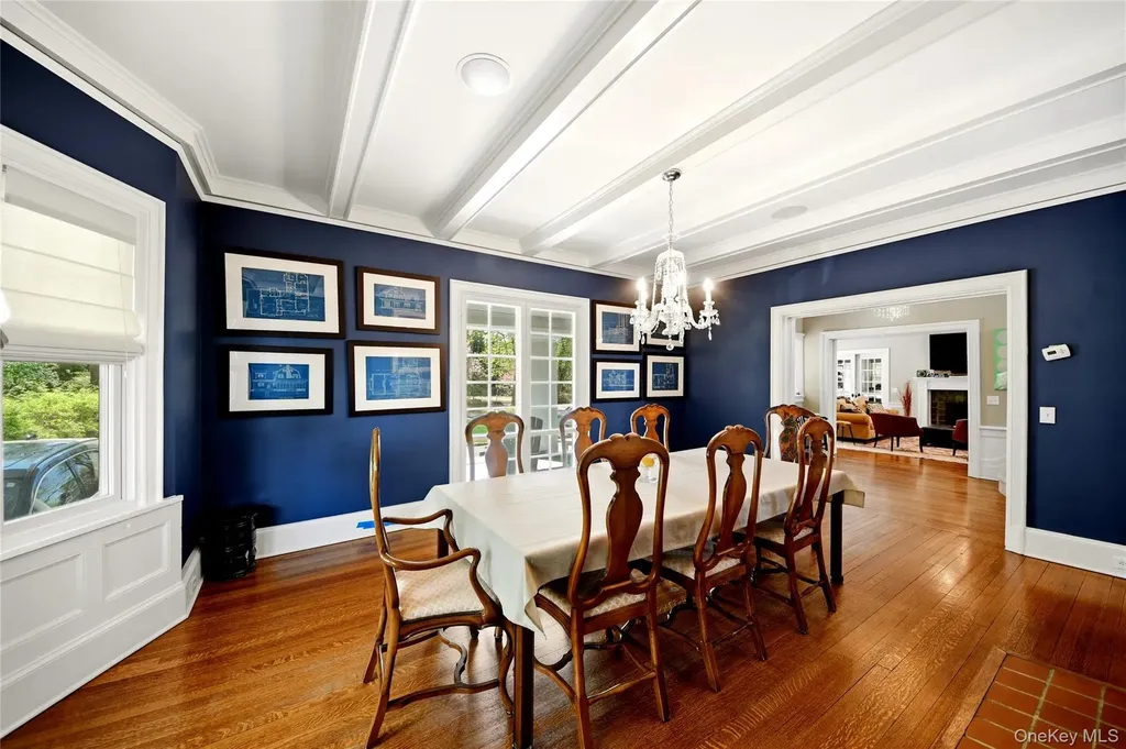 127 Overlook Circle New Rochelle NY 10804