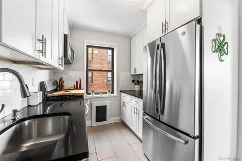 640 Pelham Road New Rochelle NY 10805