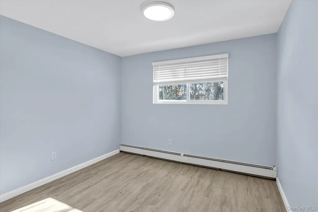 6 Anne Drive Selden NY 11784