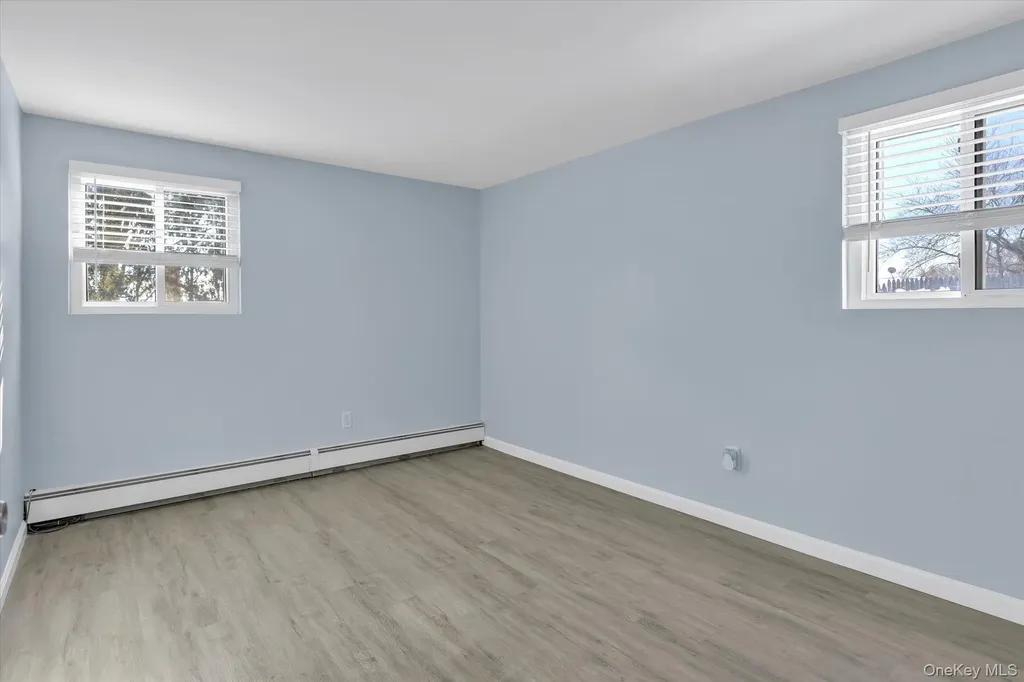 6 Anne Drive Selden NY 11784