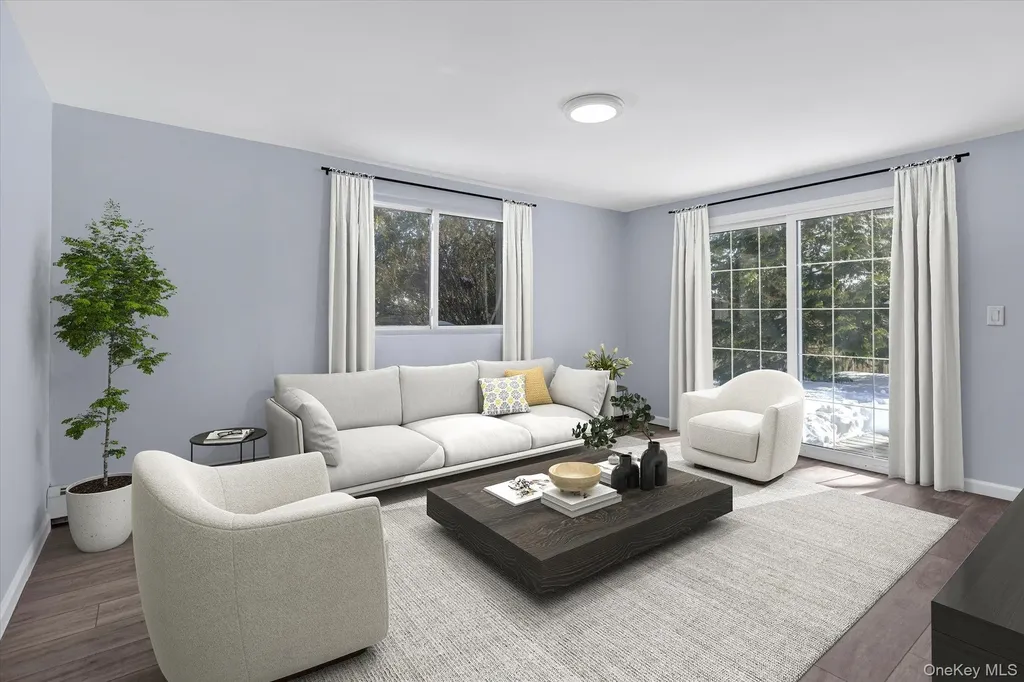 6 Anne Drive Selden NY 11784