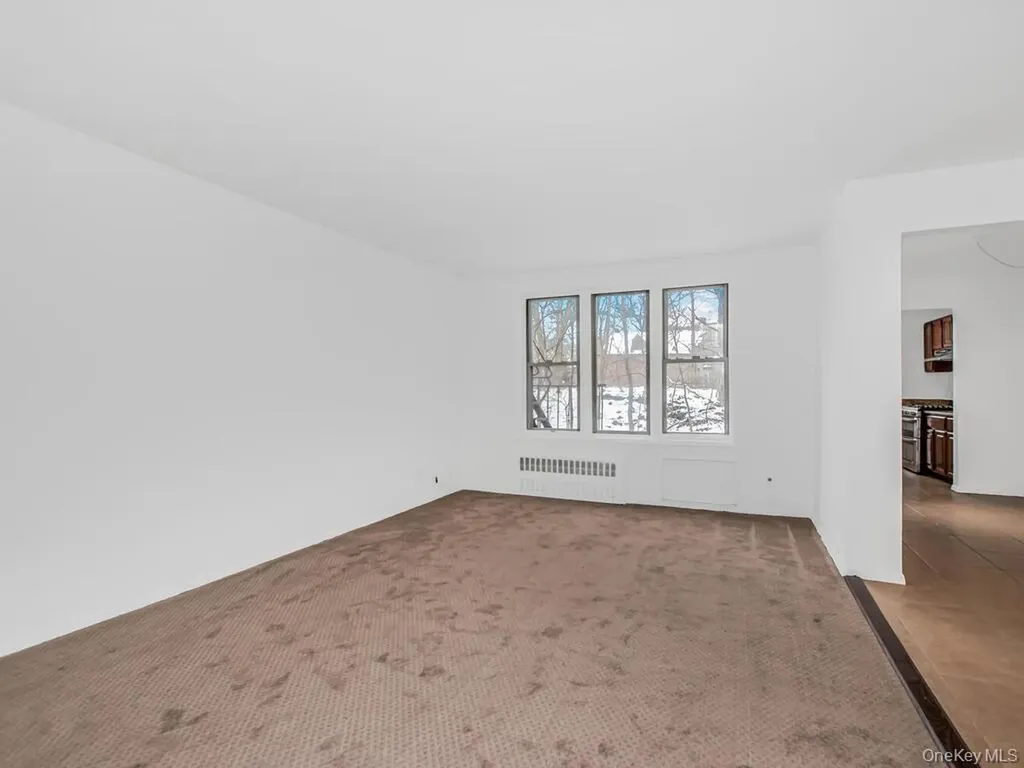 6601 Broadway Bronx NY 10471