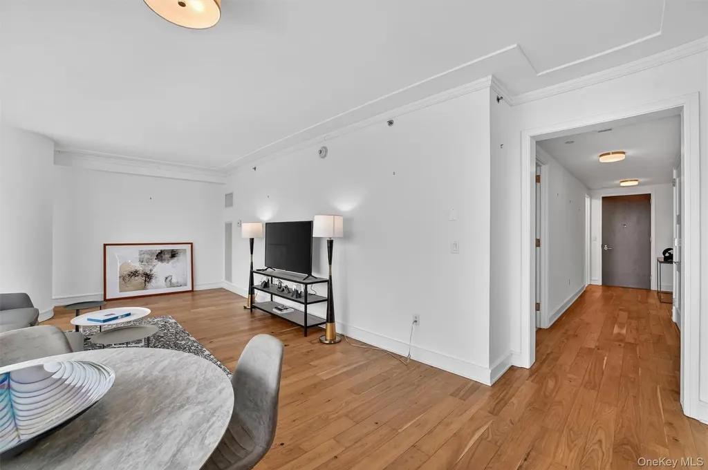 5 Renaissance Square White Plains NY 10601