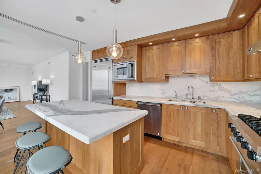 5 Renaissance Square White Plains NY 10601
