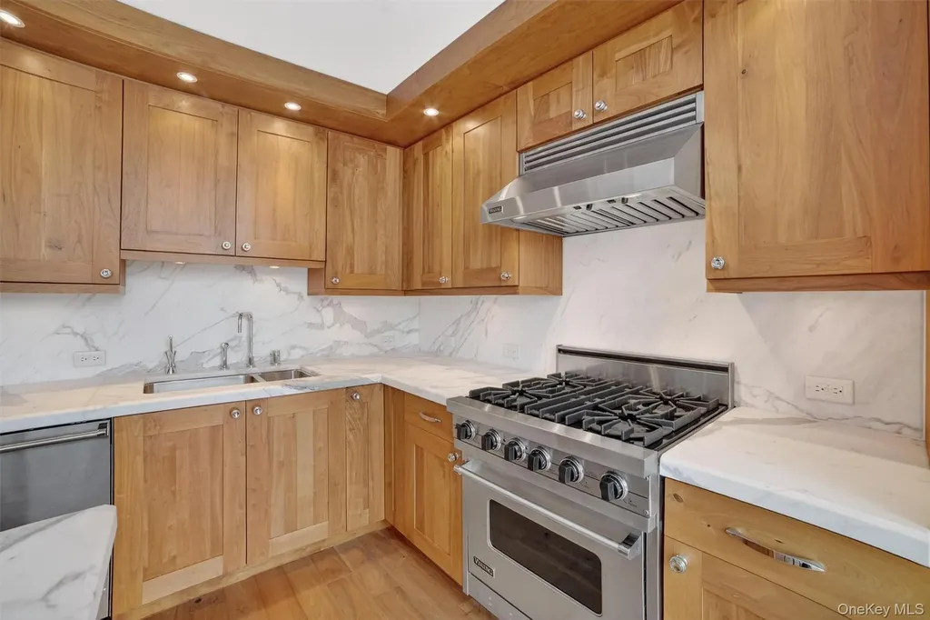 5 Renaissance Square White Plains NY 10601