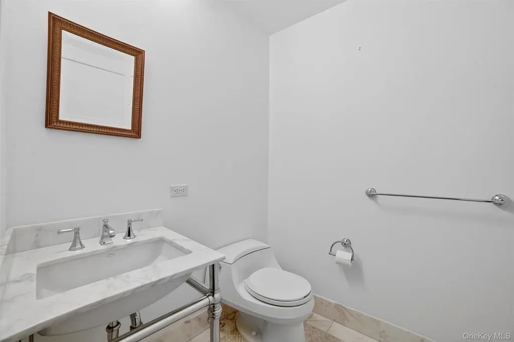 5 Renaissance Square White Plains NY 10601