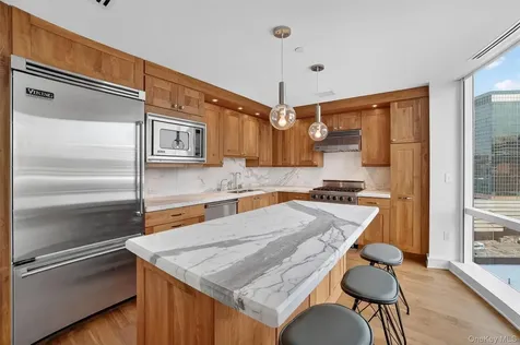 5 Renaissance Square White Plains NY 10601